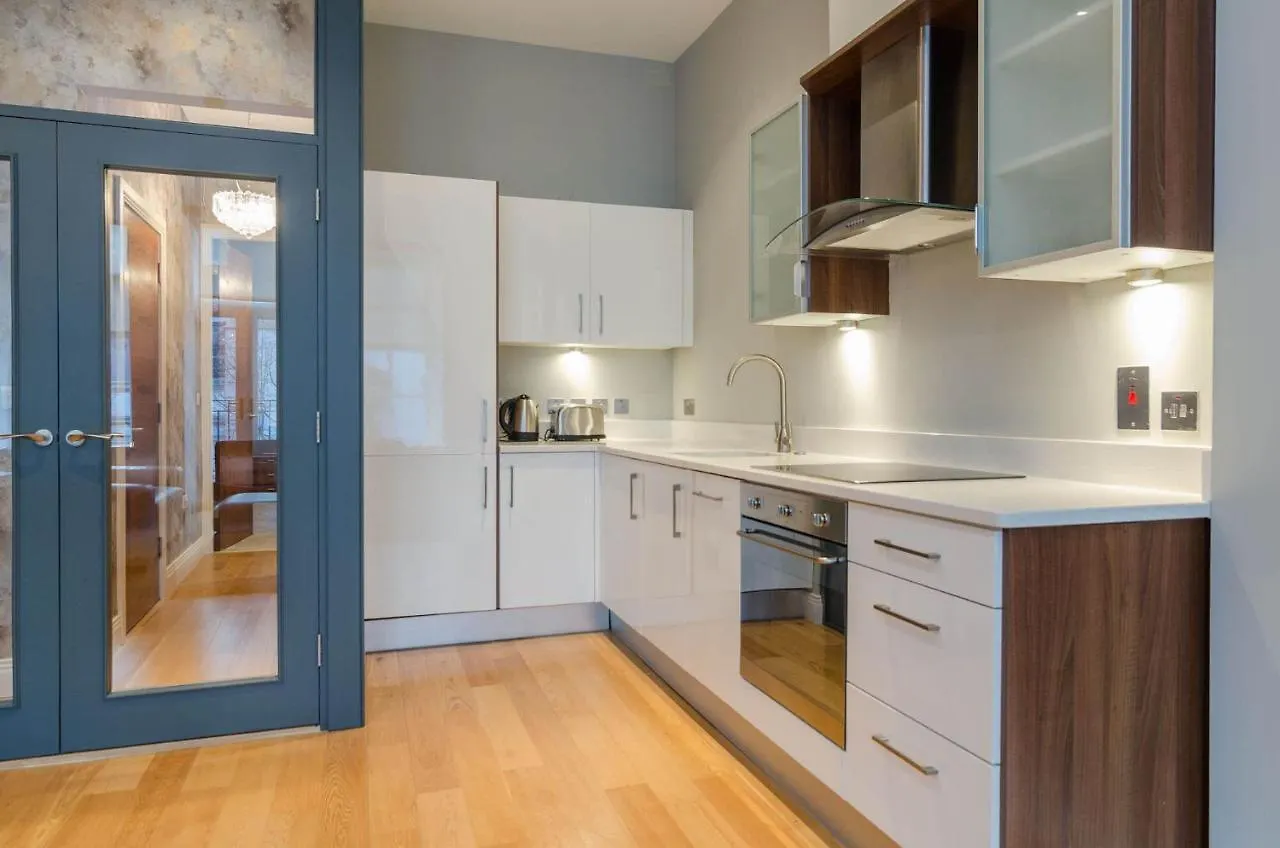 Fitzrovia Mansion Apartments In Belfast'S Cathedral Quarter