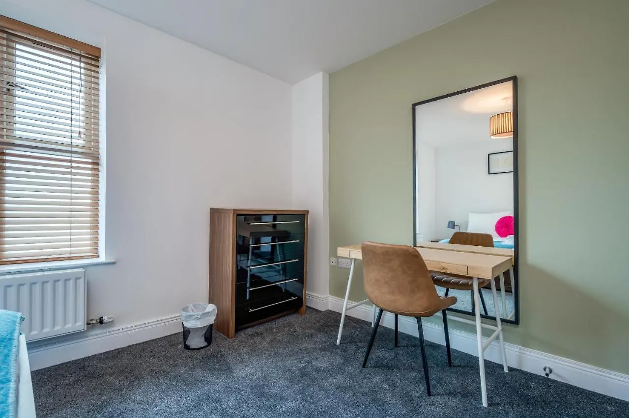 Fitzrovia Mansion Apartments In Belfast'S Cathedral Quarter United Kingdom